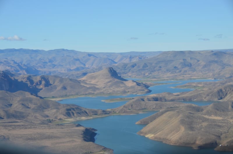 Flying to Owyhee. (Photo by Amelia Reiheld)