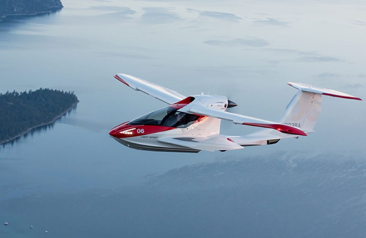 We Go for a Flight in the Amphibious Icon A5 Airplane – News – Car and  Driver