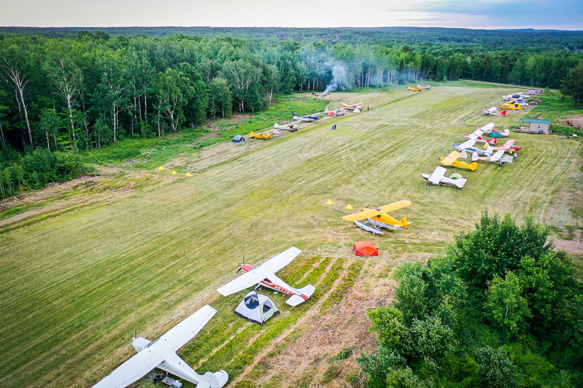 Volunteers work together to open 23W to the public