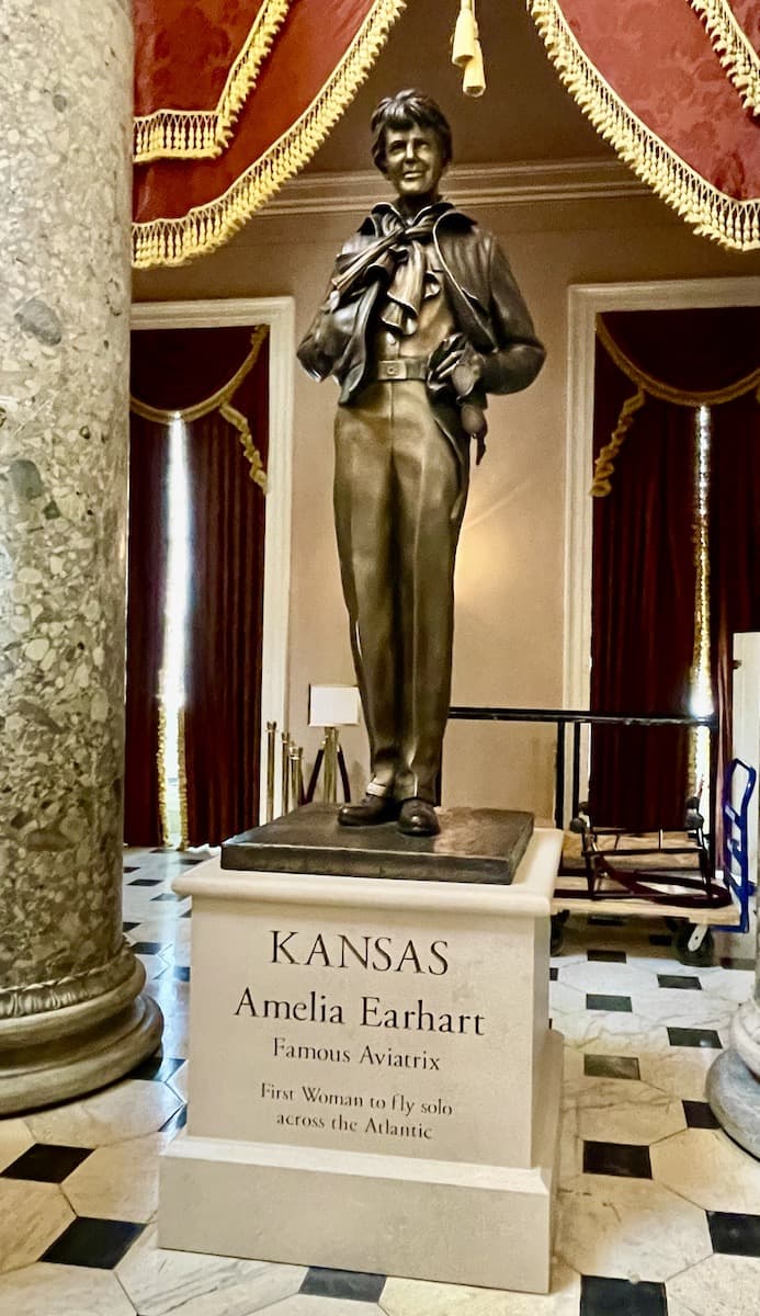 Aviator Amelia Earhart Honored With Statue at U.S. Capitol – NBC4 Washington