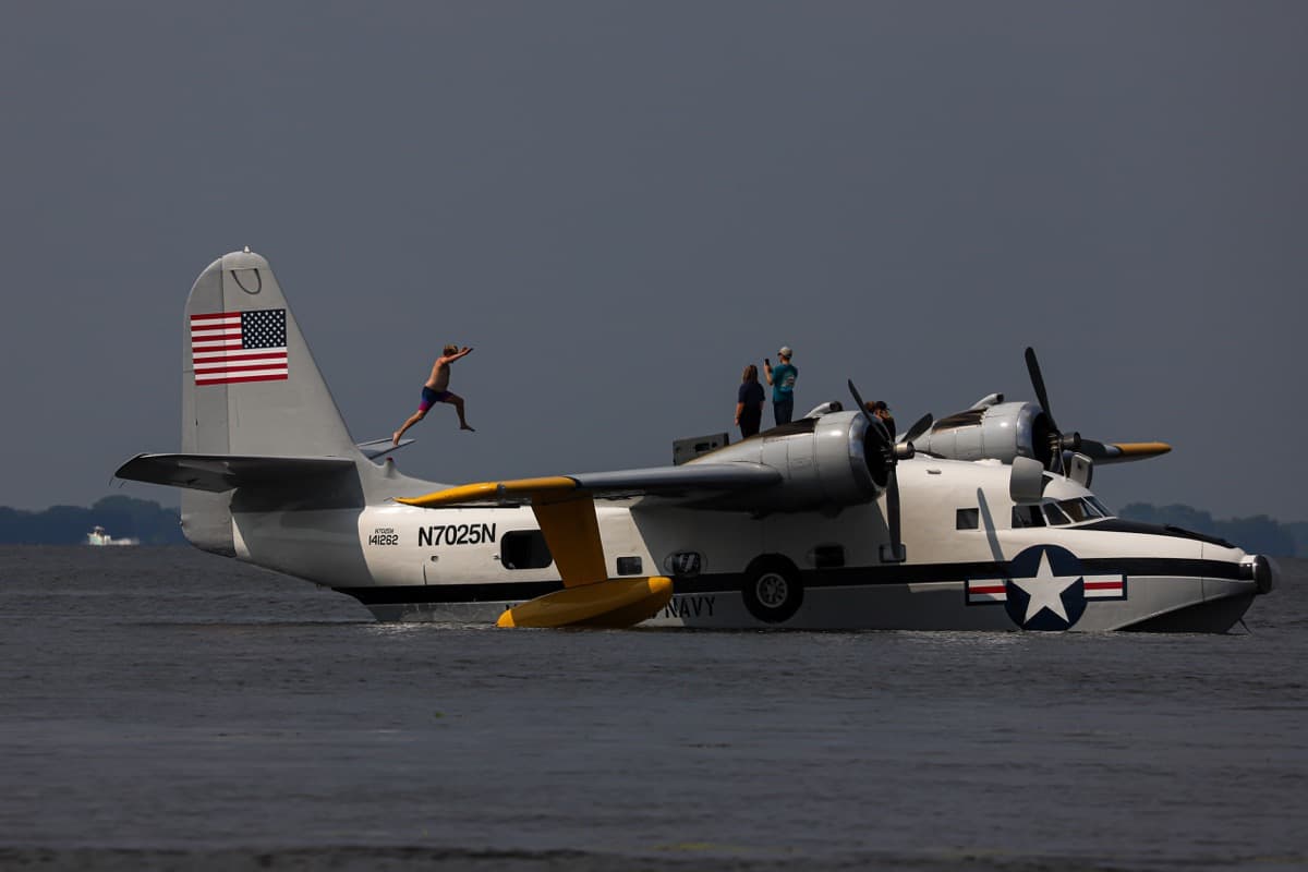 Picture of the day fun at the oshkosh seaplane base general aviation